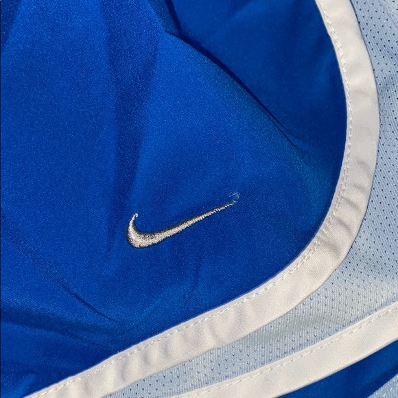 Nike running shorts - Picture 3 of 6